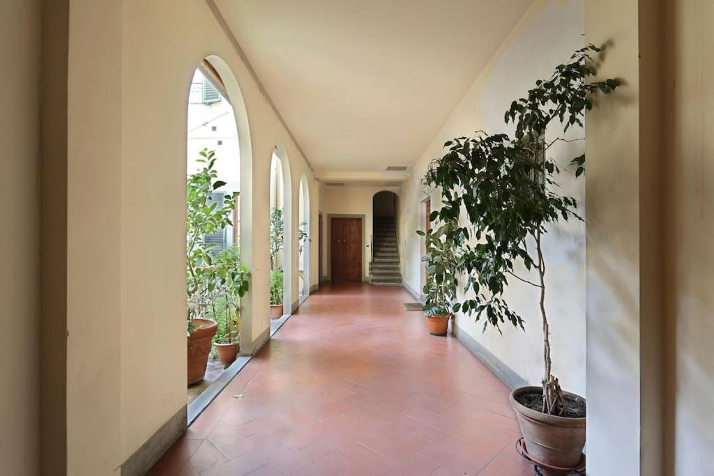Apartamento Palazzo Borghese 2 Bedroom Florencia